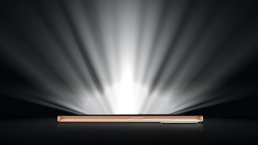 Redmi Note 10 такой же яркий, как iPhone 12 Pro